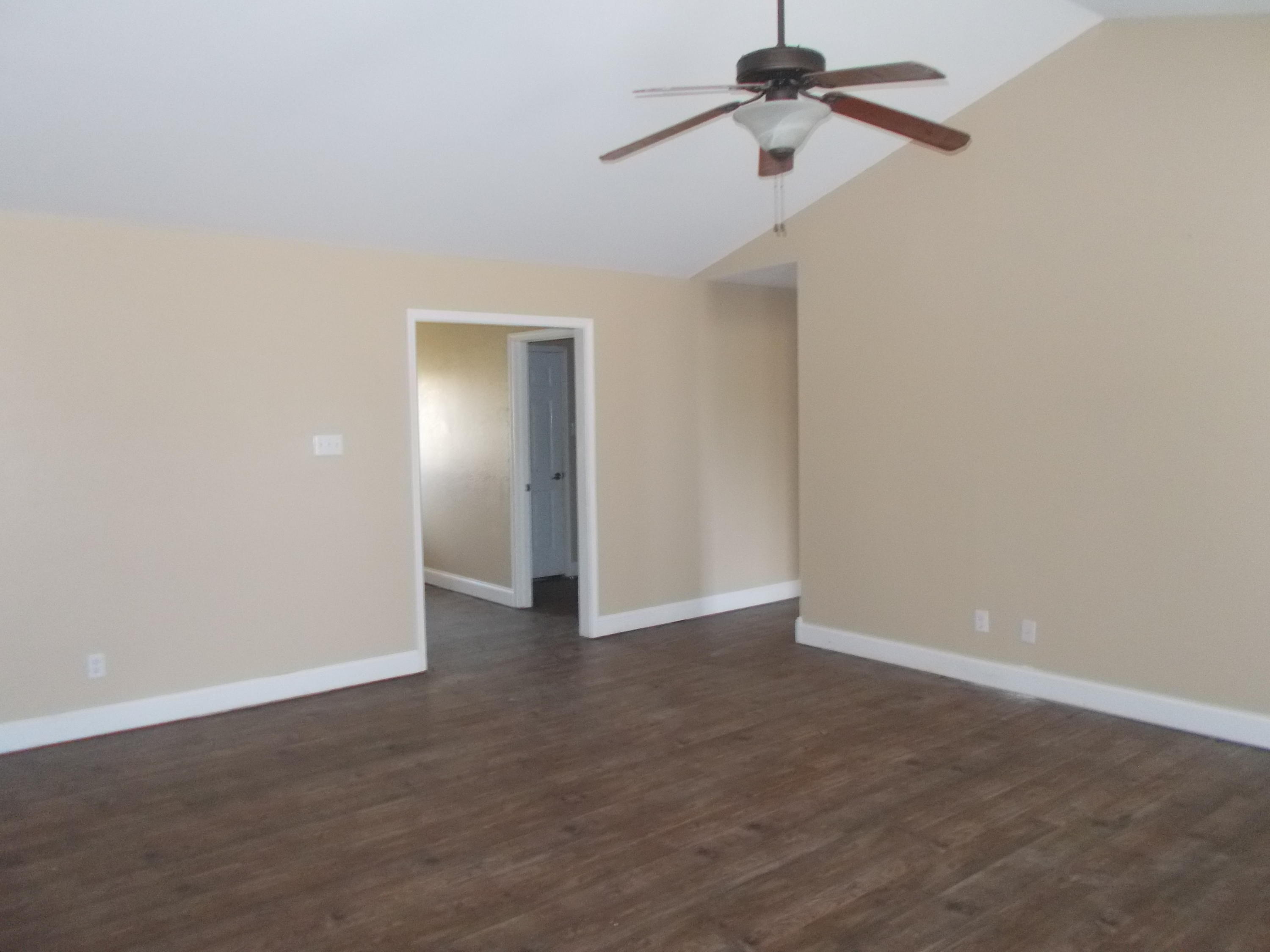 4289 Pea Ridge Road Maryville, TN 37804 - Photo 6 of 17 DSCN0705