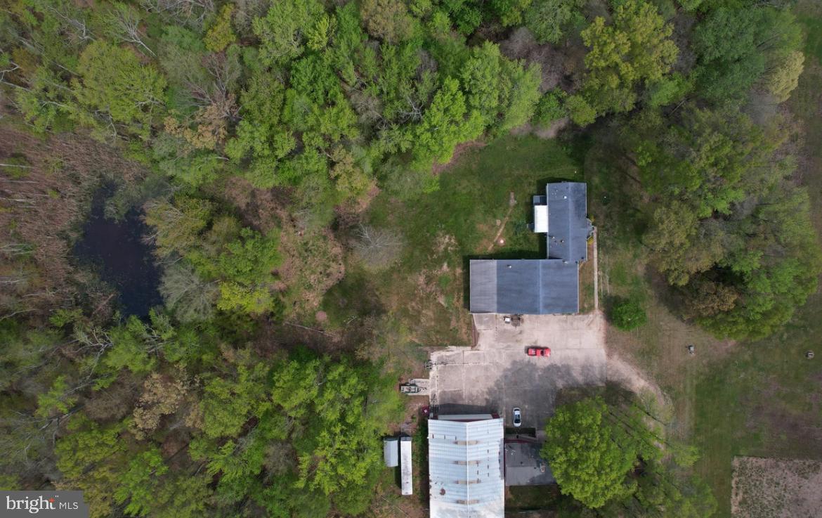 824 Hawks Bridge Road Salem, NJ 08079 - Photo 9 of 10 an aerial view of a house with a yard and garden