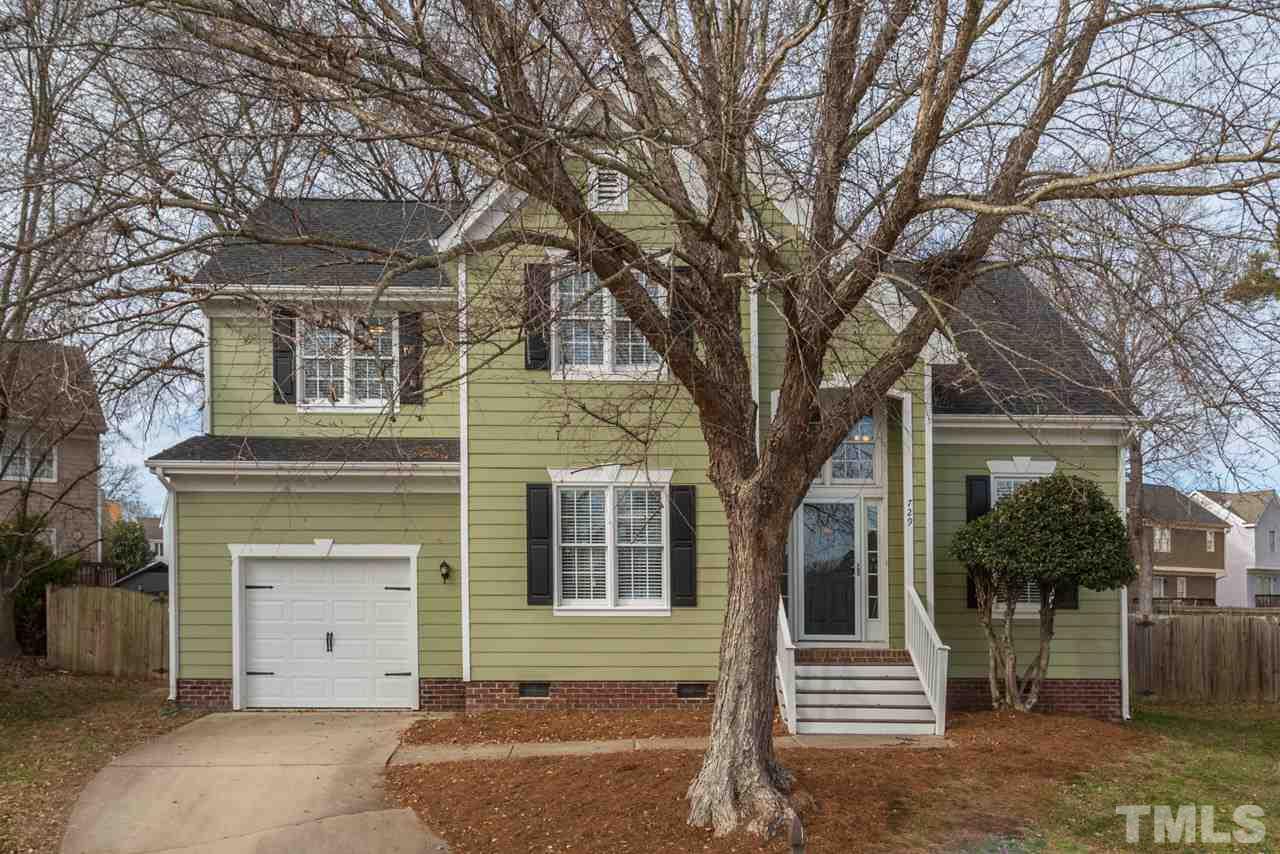 729 Cattail Circle Raleigh, NC 27610 - Photo 2 of 23 Gallery Image 2