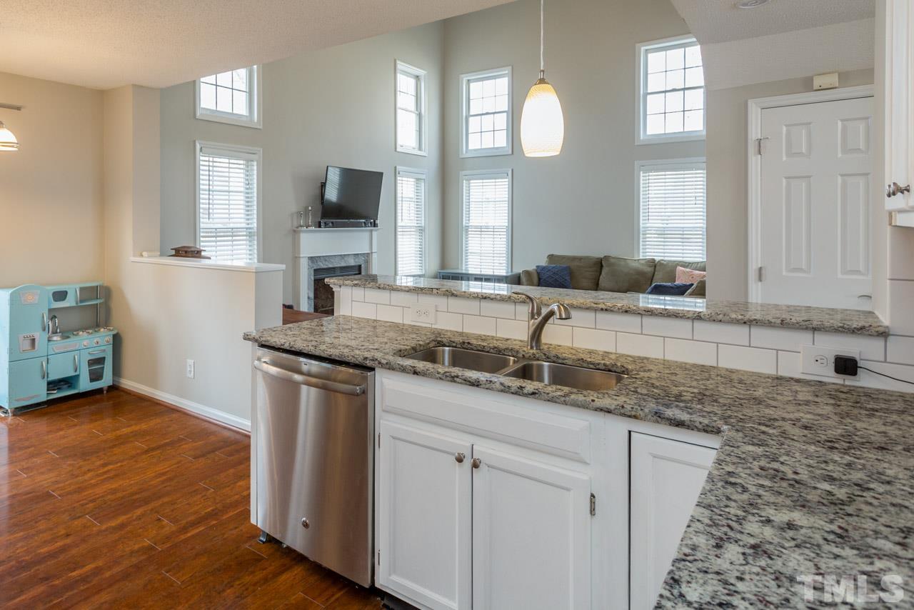 729 Cattail Circle Raleigh, NC 27610 - Photo 7 of 23 Gallery Image 7