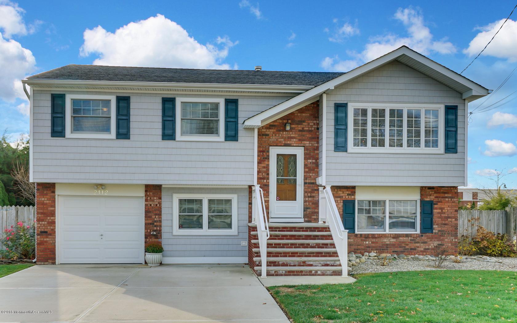 2112 Edgar Road Point Pleasant, NJ 08742 - Photo 1 of 29 f3956e8af53d38b1fc724ec2763da96e