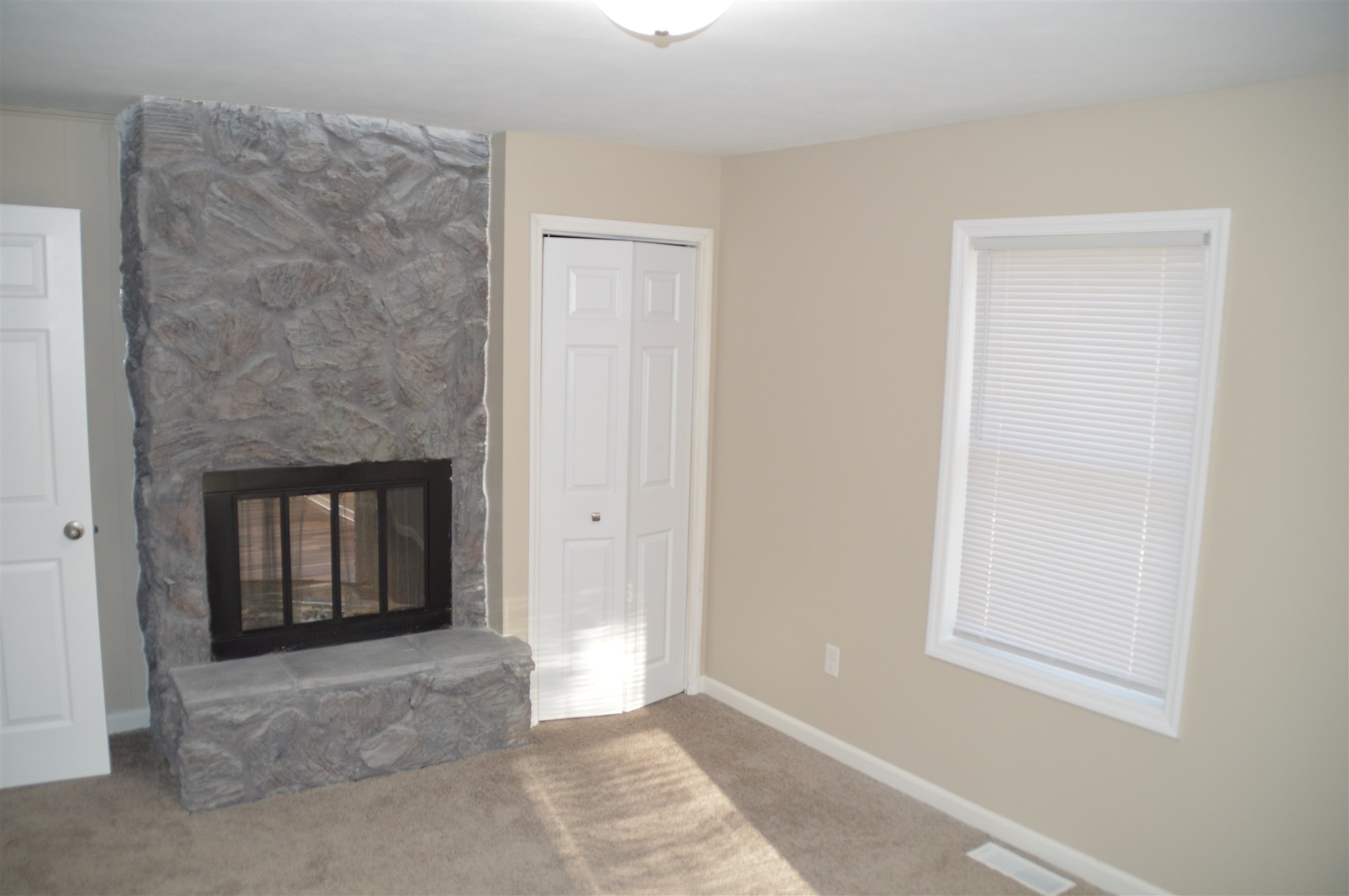 22170 West Ireland Road South Bend, IN 46614 - Photo 4 of 15 Gallery Image 4