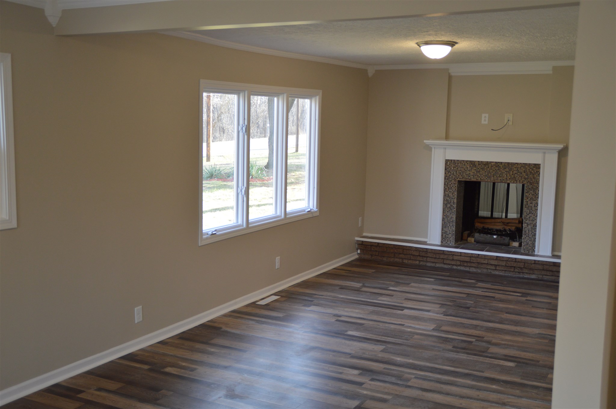 22170 West Ireland Road South Bend, IN 46614 - Photo 6 of 15 Gallery Image 6