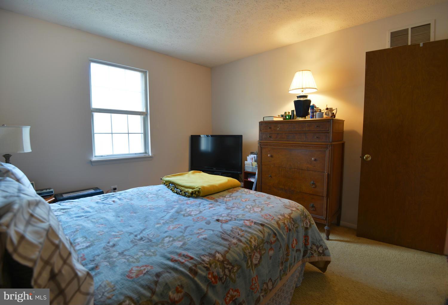 1208 S Road Pasadena, MD 21122 - Photo 18 of 27 Bedroom