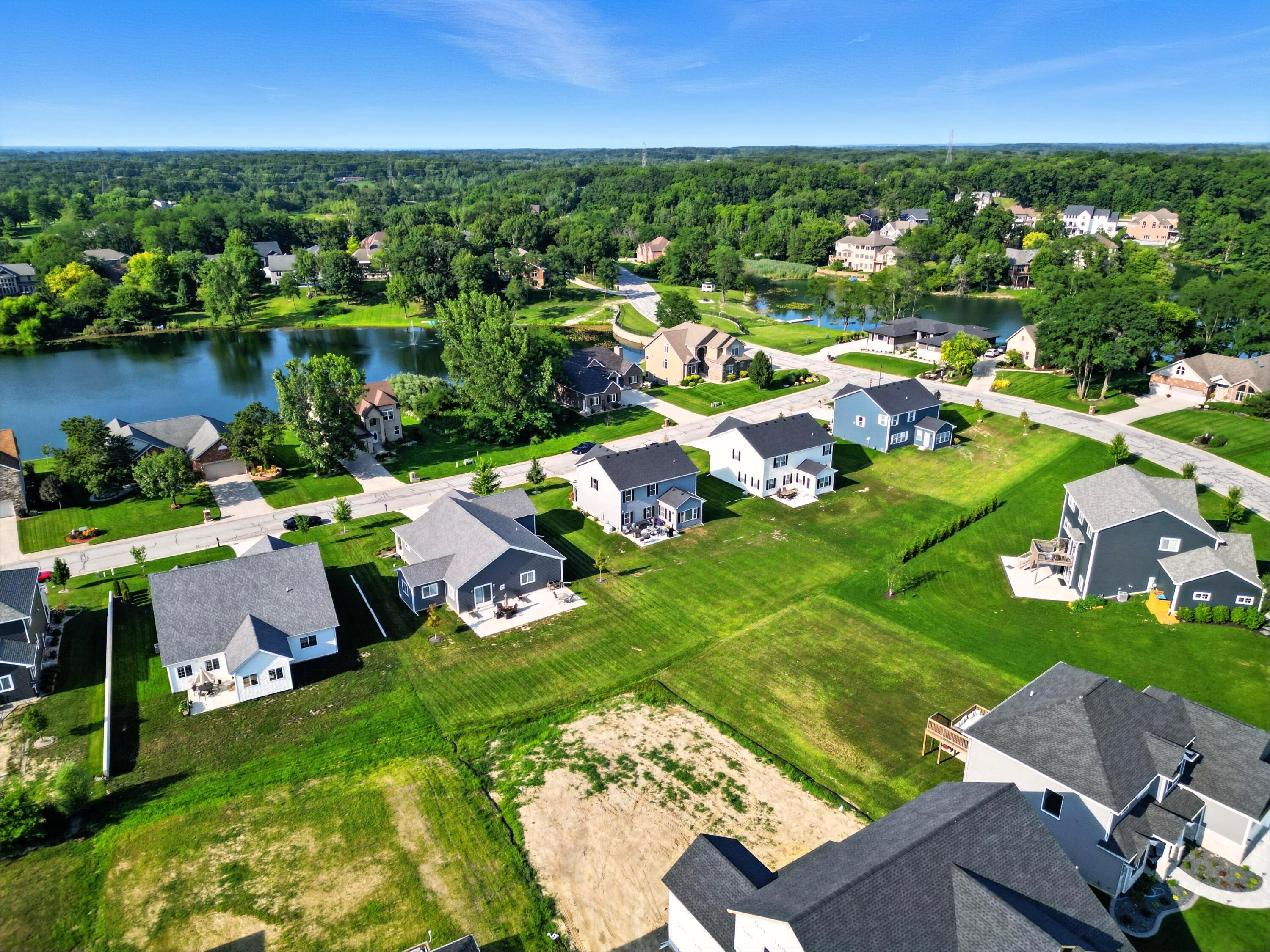 795 Cirque Drive Crown Point, IN 46307 - Photo 41 of 44 3000x2250