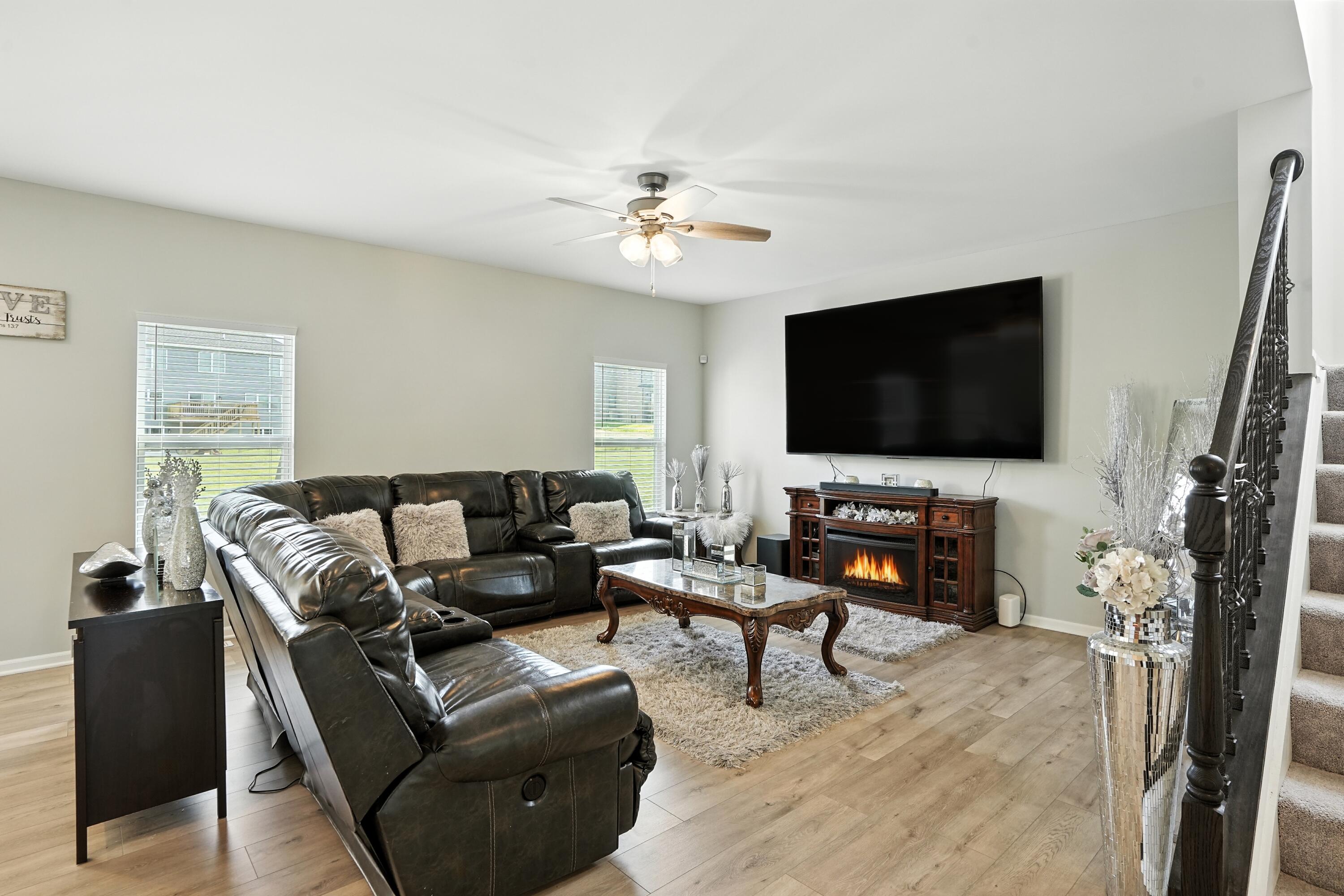 795 Cirque Drive Crown Point, IN 46307 - Photo 10 of 44 3000x2000