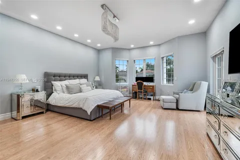 $1,899,000 | 20920 Northeast 32nd Avenue, Aventura, FL 33180