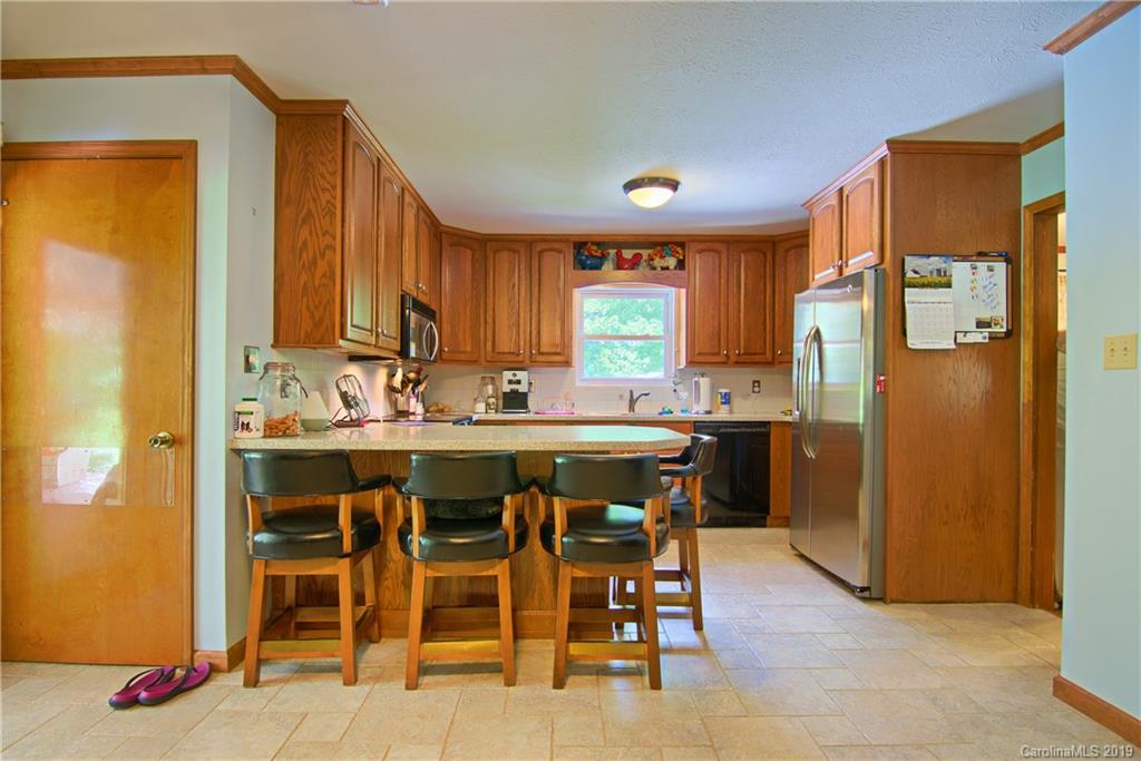142 Homestead Road Candler, NC 28715 - Photo 15 of 32 Gallery Image 15