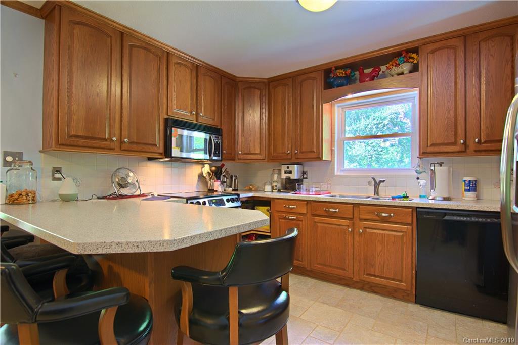 142 Homestead Road Candler, NC 28715 - Photo 16 of 32 Gallery Image 16