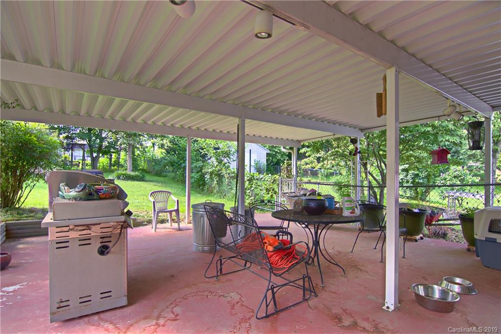 142 Homestead Road Candler, NC 28715 - Photo 27 of 32 Gallery Image 27