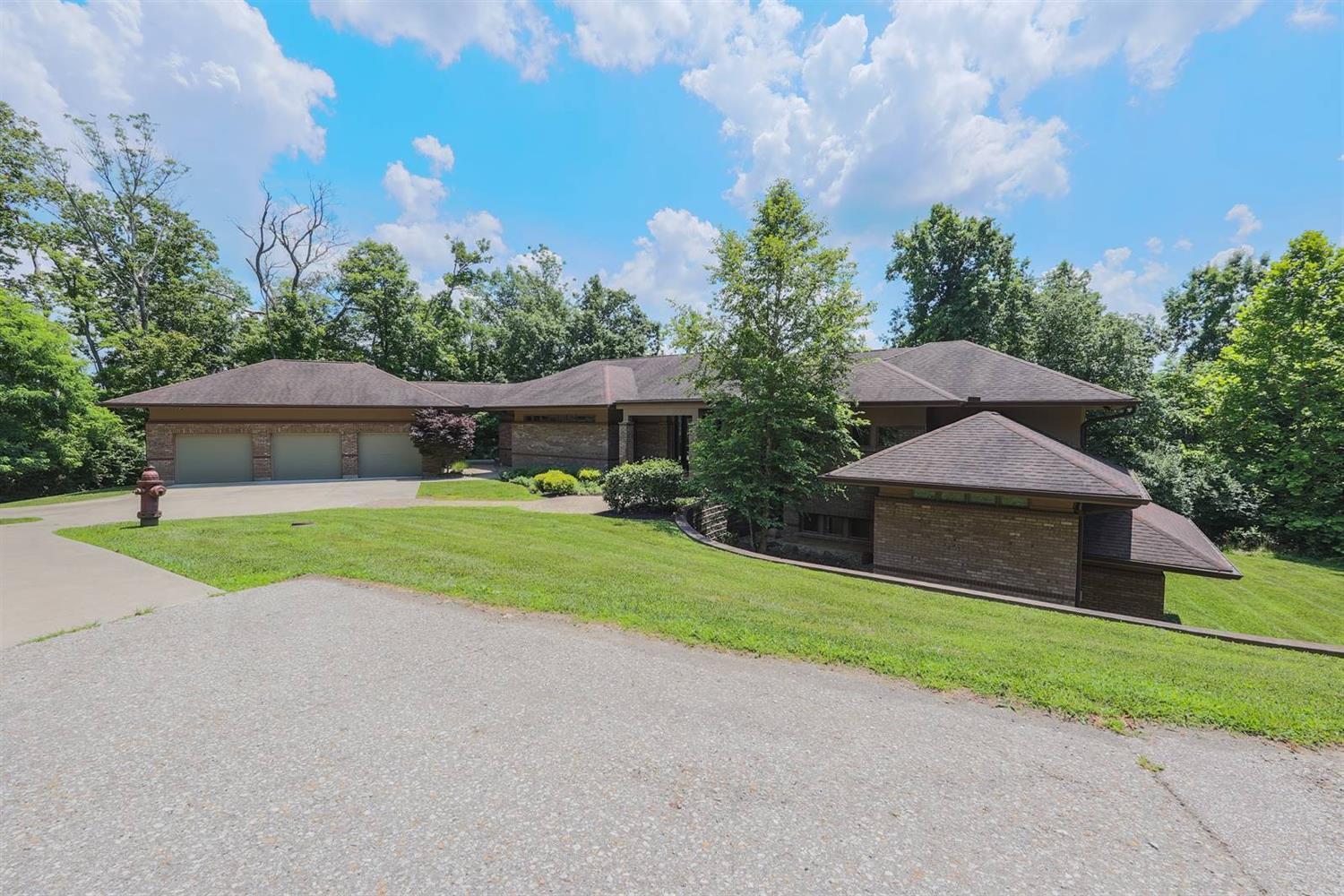 942 Golden Path Cincinnati, OH 45245 - Photo 1 of 50