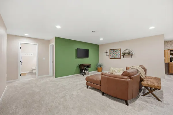 $729,900 | 4810 Lilac Drive West, West Fargo, ND 58078