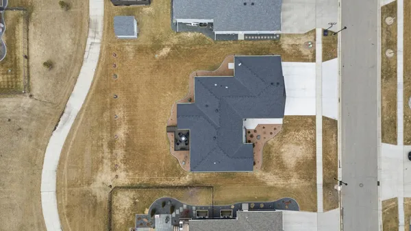 $729,900 | 4810 Lilac Drive West, West Fargo, ND 58078