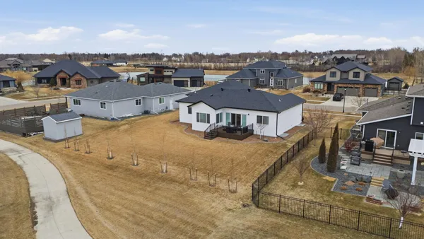 $729,900 | 4810 Lilac Drive West, West Fargo, ND 58078