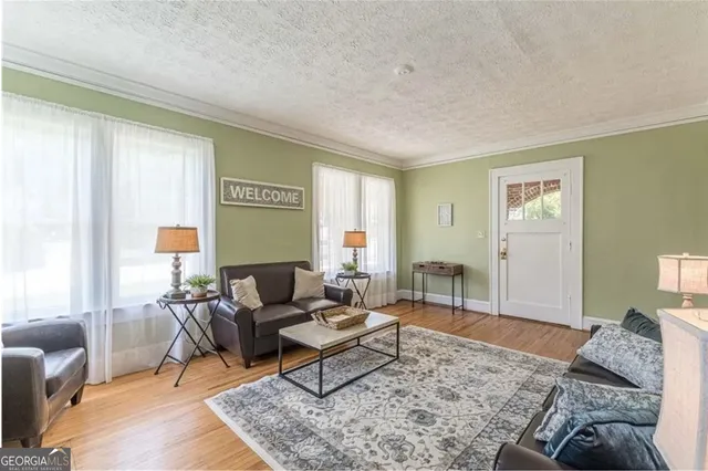 $1,900 | 1391 Jefferson Avenue, Unit A, East Point, GA 30344