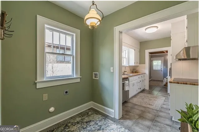 $1,900 | 1391 Jefferson Avenue, Unit A, East Point, GA 30344