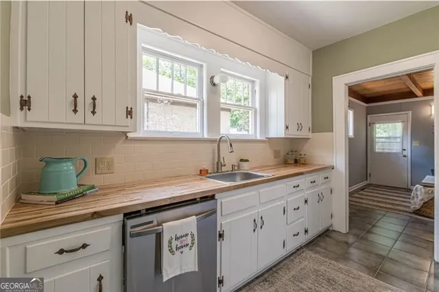 $1,900 | 1391 Jefferson Avenue, Unit A, East Point, GA 30344