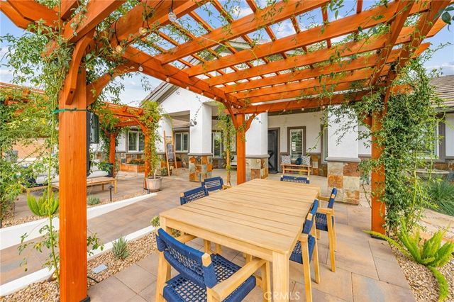 $1,200,000 | 31930 VĆa Del Senor, Homeland, CA 92548