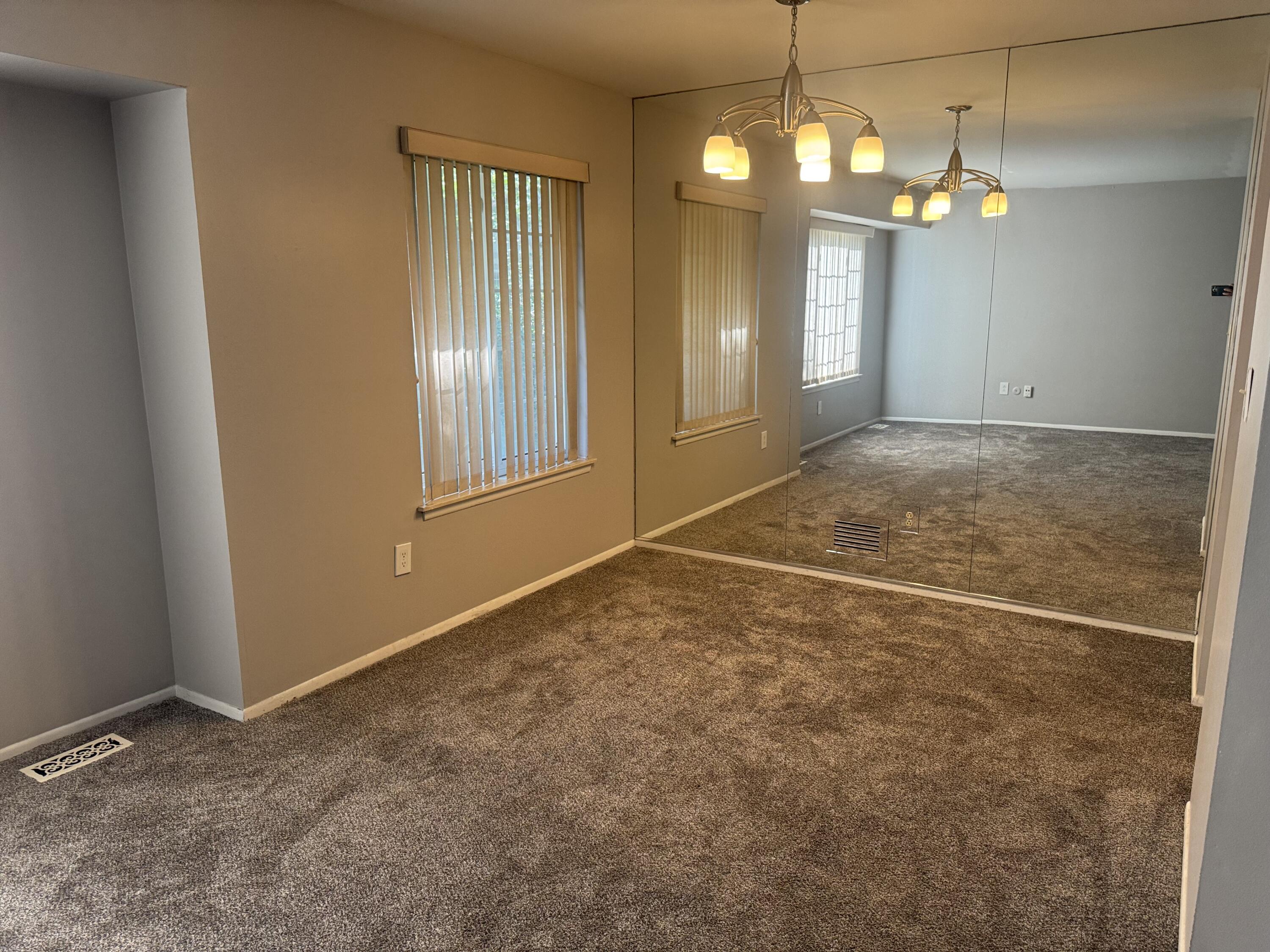 30220 Southfield Road, Unit 243 Southfield, MI 48076 - Photo 3 of 13 IMG_1328