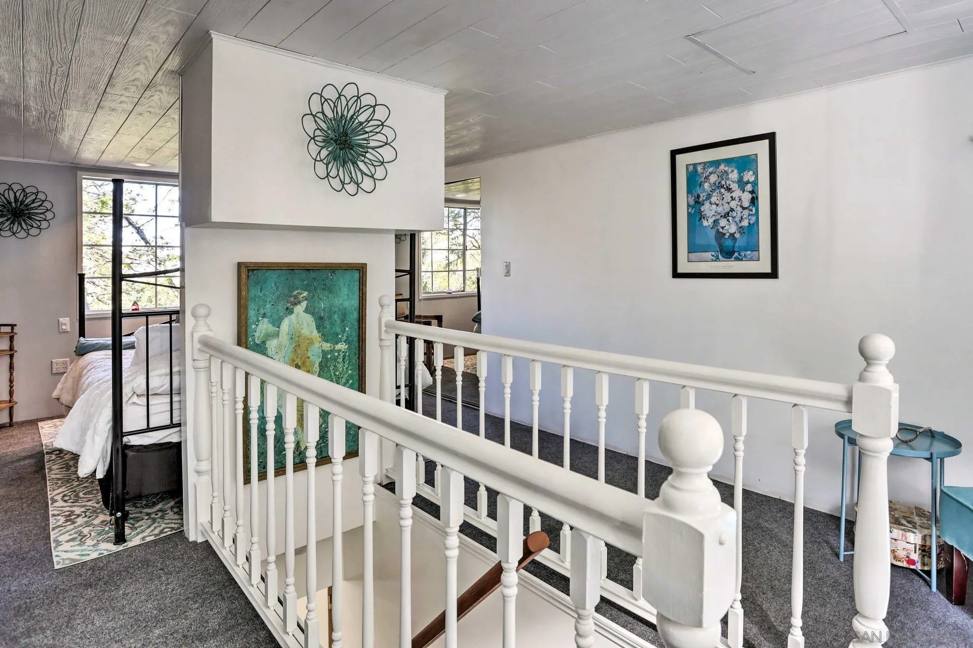 23984 Skyland Drive Crestline, CA 92325 - Photo 18 of 35 a view of entryway with wooden floor