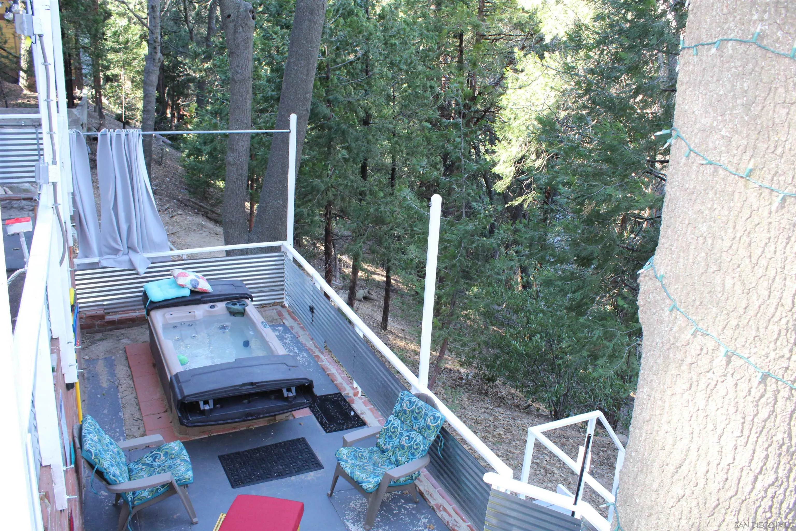 23984 Skyland Drive Crestline, CA 92325 - Photo 31 of 35 a view of a two chairs in the balcony