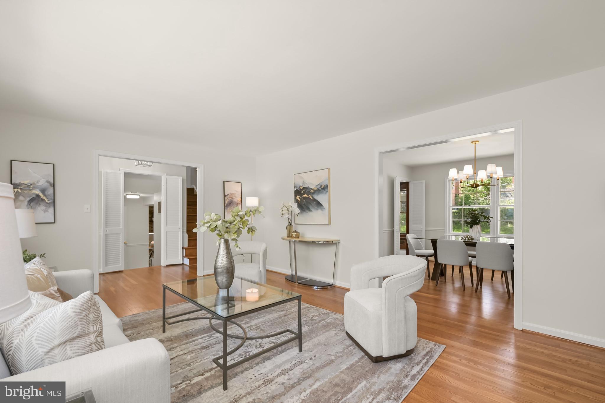 6920 Old Stage Road North Bethesda, MD 20852 - Photo 4 of 22 Living Room