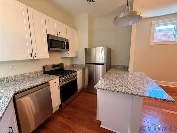$2,950 | 2107 Park Avenue, Unit 2, Richmond, VA 23220