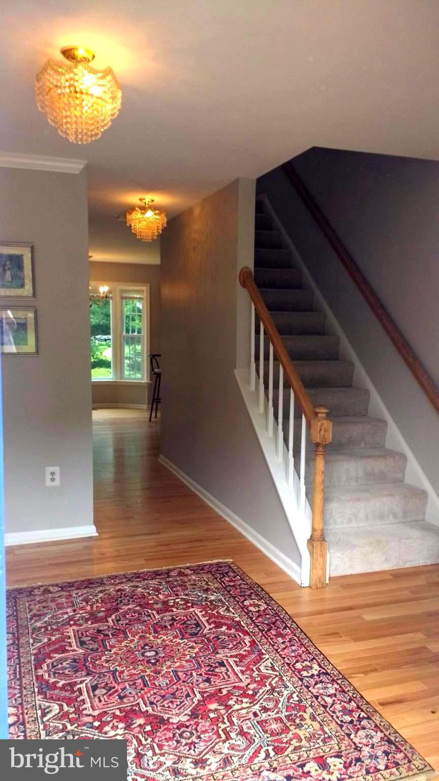 14710 Turkey Foot Road Gaithersburg, MD 20878 - Photo 3 of 28 Center hall