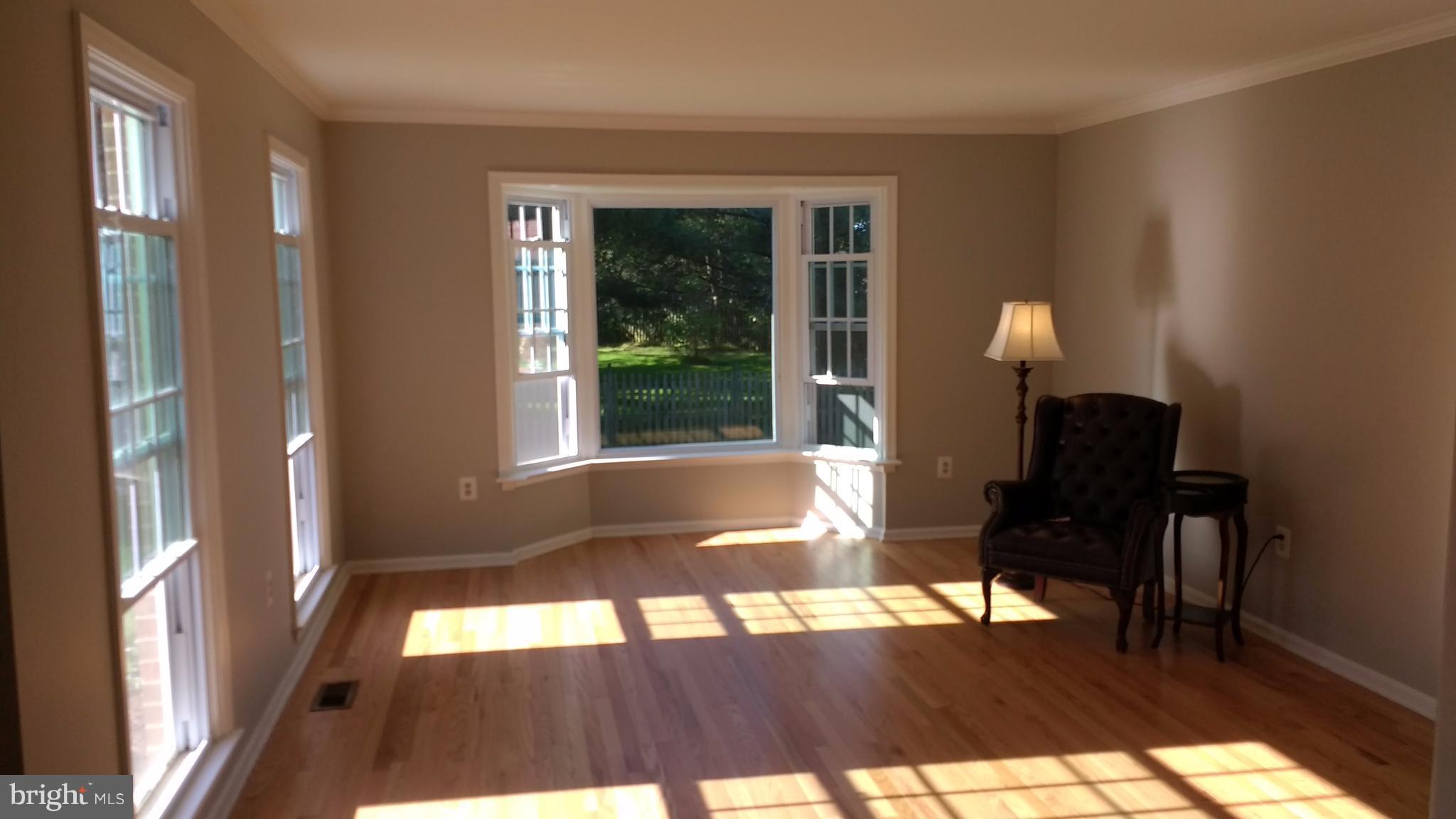 14710 Turkey Foot Road Gaithersburg, MD 20878 - Photo 4 of 28 Formal living room