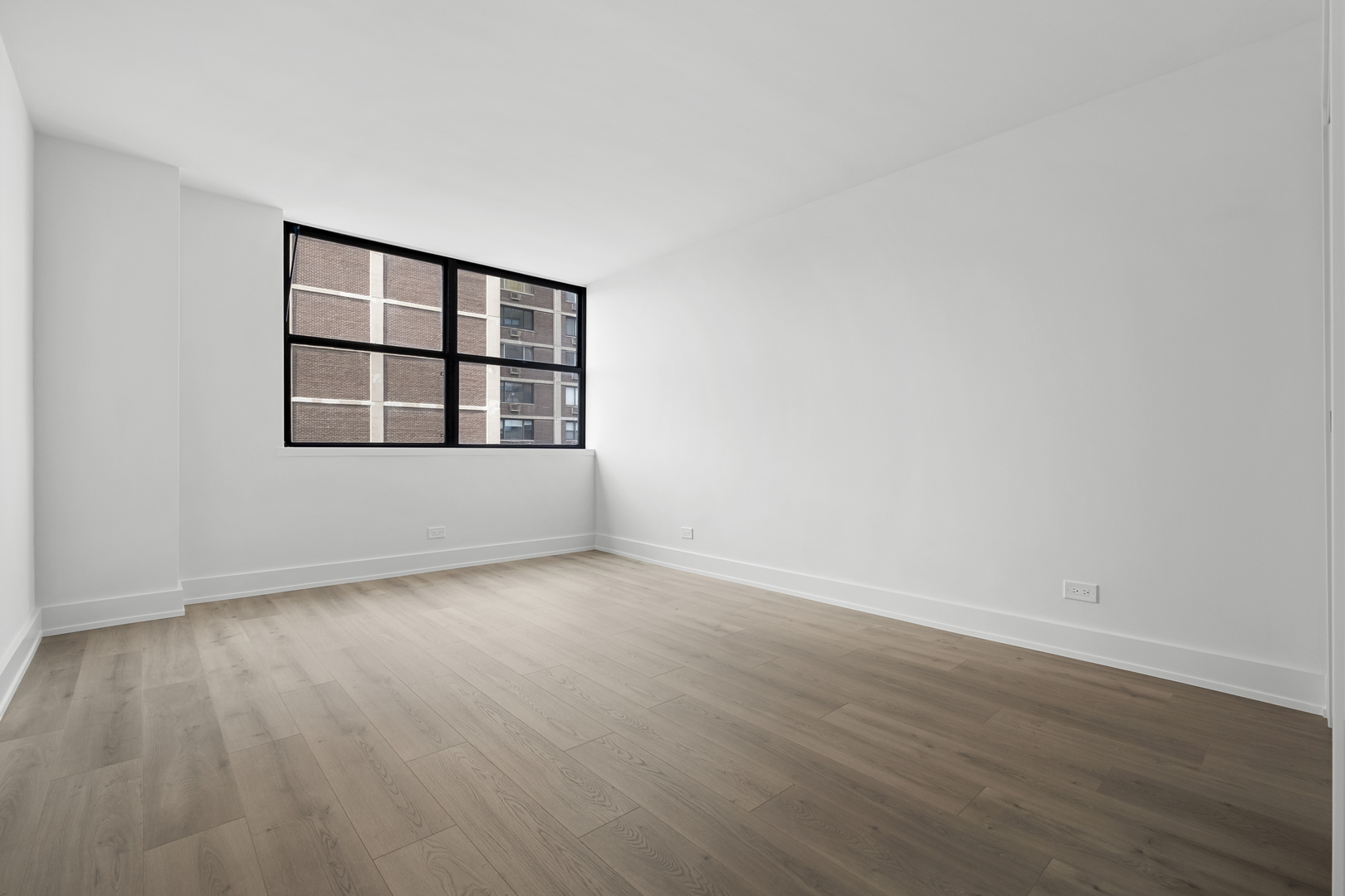 6301 North Sheridan Road, Unit 12C Chicago, IL 60660 - Photo 15 of 32