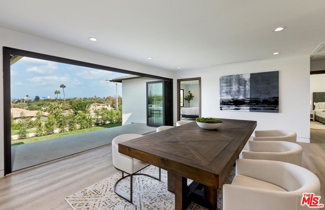 5236 Sanchez Drive Los Angeles, CA 90008 - Photo 10 of 32 a view of kitchen island and living room