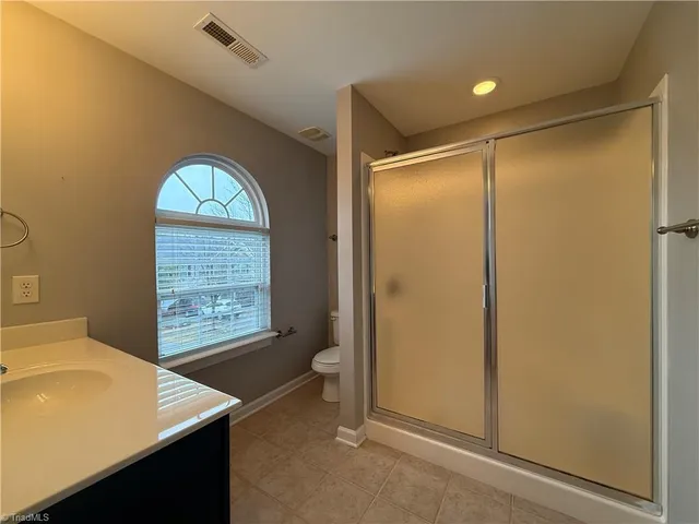 $1,795 | 374 Summergate Drive, Winston-Salem, NC 27103