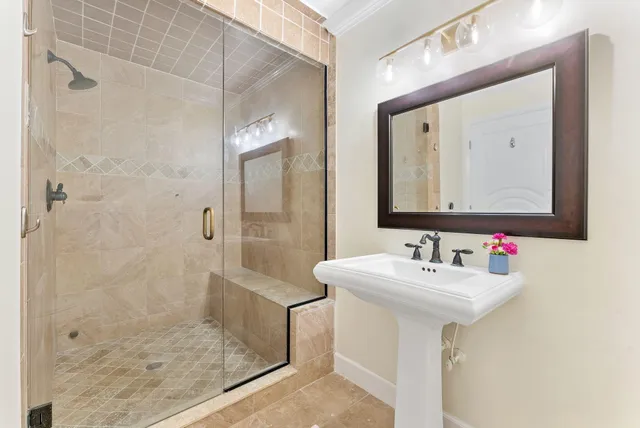 $950,000 | 4161 U.S. Highway 1, Unit G1, Jupiter, FL 33477