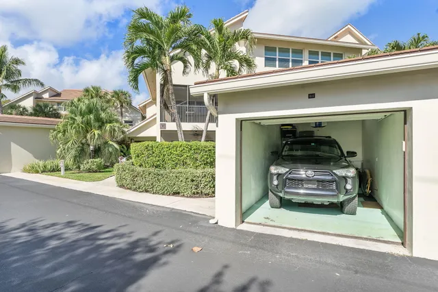 $950,000 | 4161 U.S. Highway 1, Unit G1, Jupiter, FL 33477