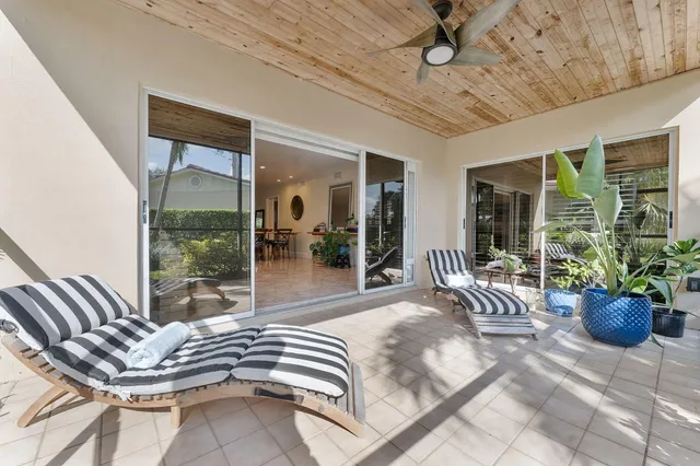 $950,000 | 4161 U.S. Highway 1, Unit G1, Jupiter, FL 33477