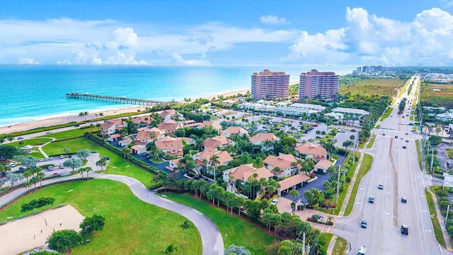 $950,000 | 4161 U.S. Highway 1, Unit G1, Jupiter, FL 33477
