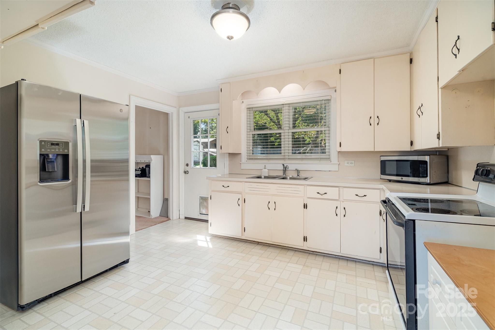 919 Radio Road Statesville, NC 28677 - Photo 9 of 27 Gallery Image 9
