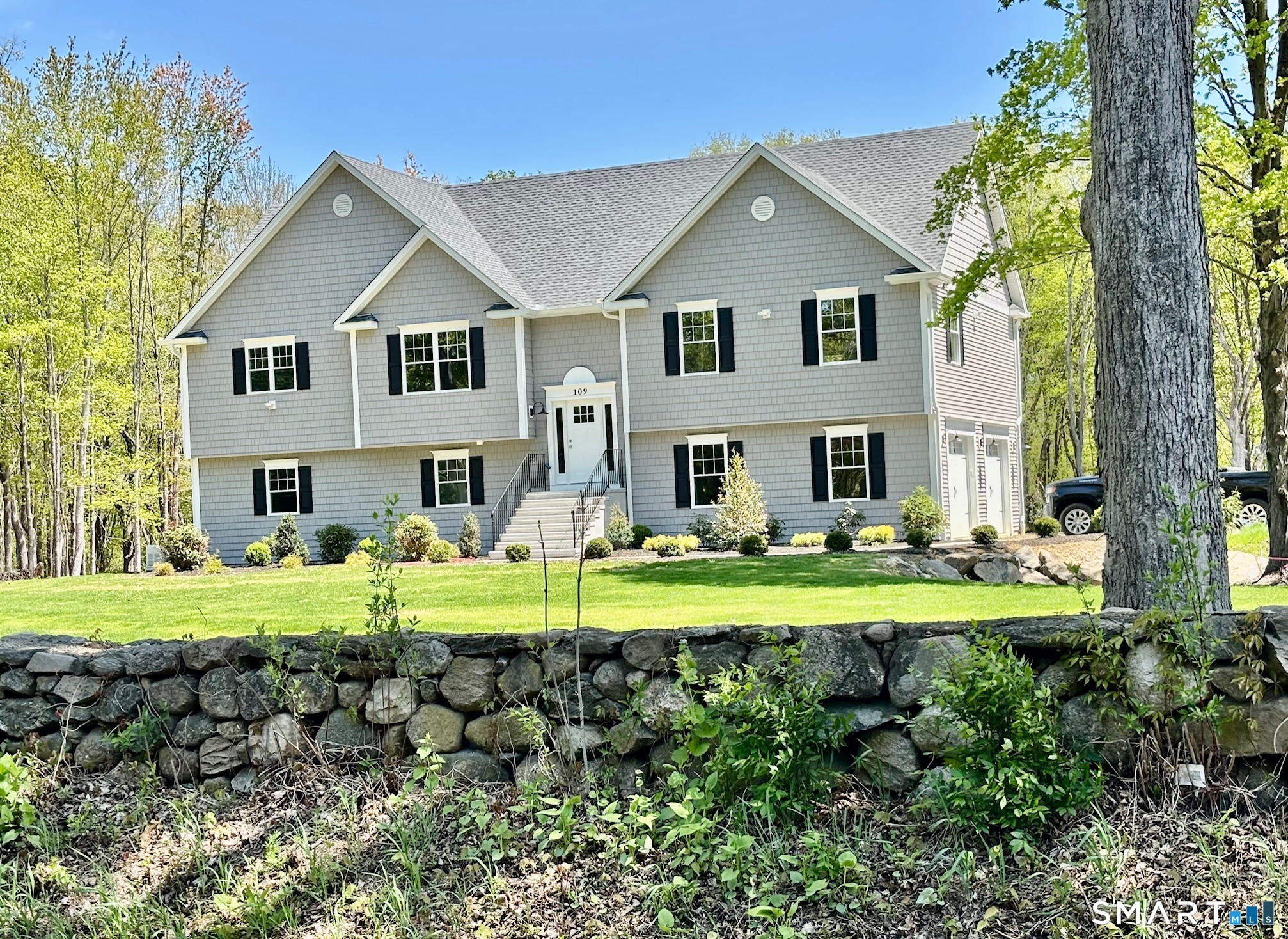 109 Codfish Hill Road Bethel, CT 06801 - Photo 1 of 1 Gallery Image 1