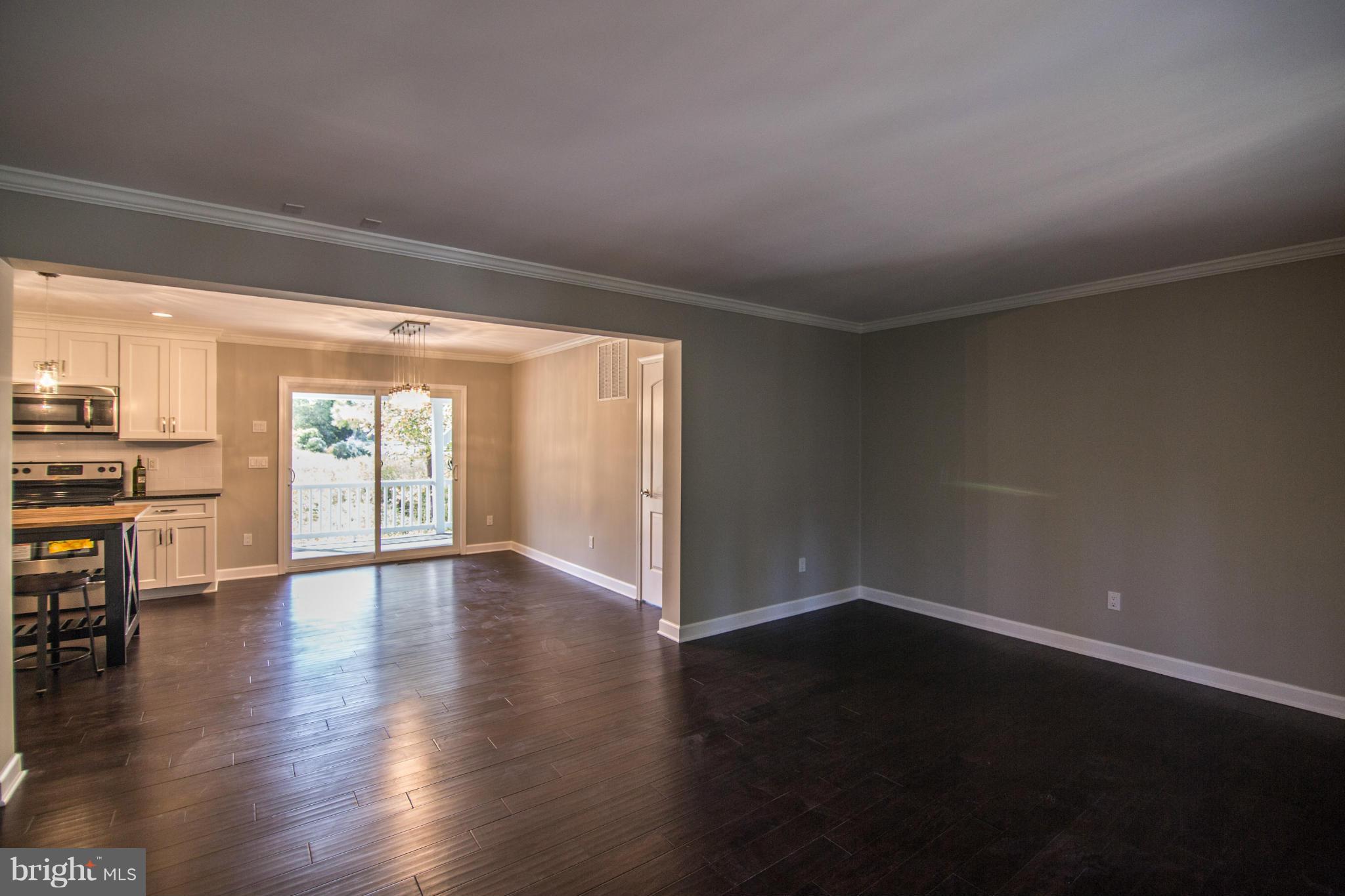 1213 Steamboat Road Shady Side, MD 20764 - Photo 11 of 30 Living Room