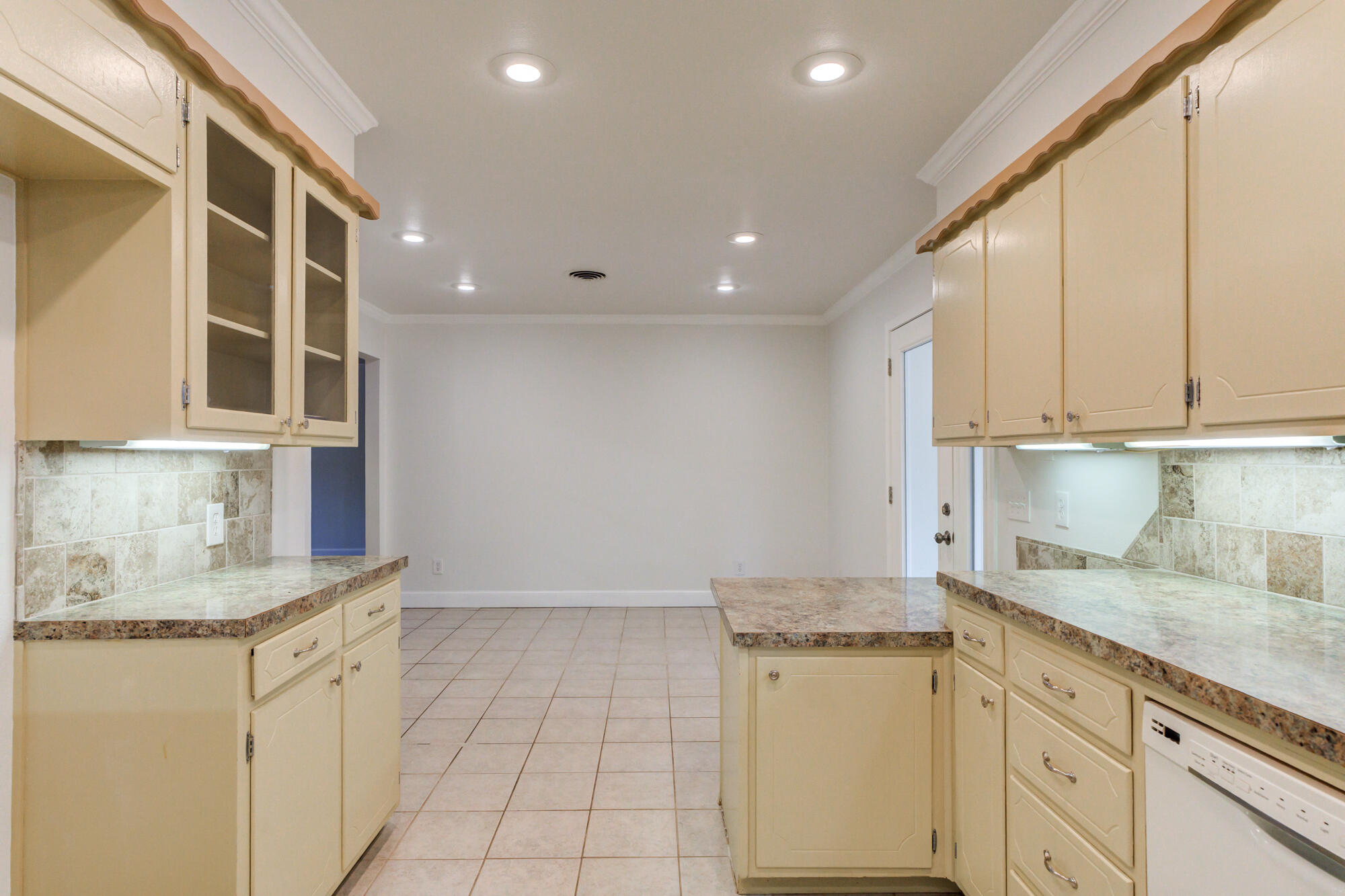 3115 38th Street Lubbock, TX 79413 - Photo 14 of 34 DSC01872_3_4_5_6