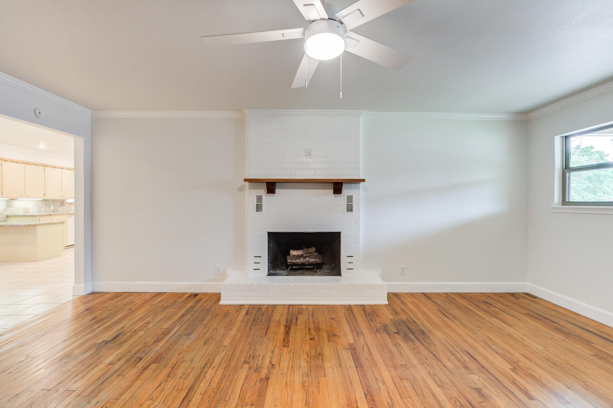 3115 38th Street Lubbock, TX 79413 - Photo 5 of 34 DSC01827_28_29_30_31
