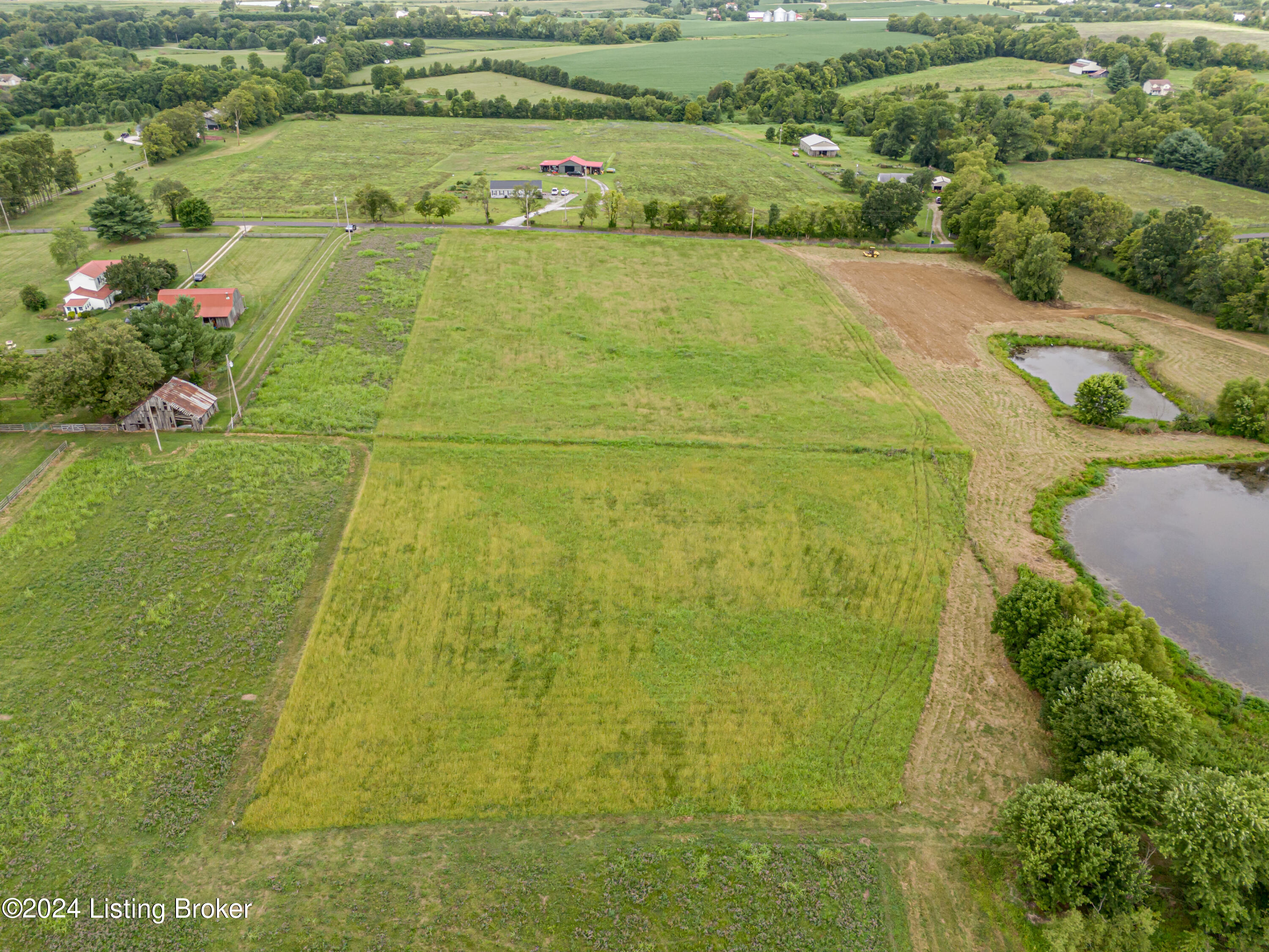2 Flood Road Shelbyville, KY 40065 - Photo 6 of 12 DJI_20240729115010_0555_D