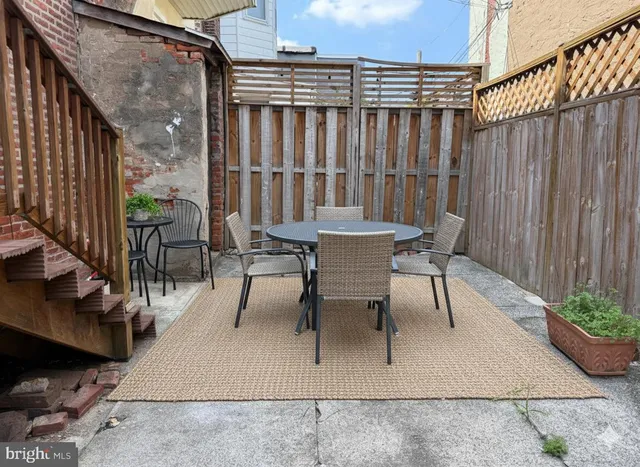 $1,875 | 2519 Brown Street, Unit 1, Philadelphia, PA 19130