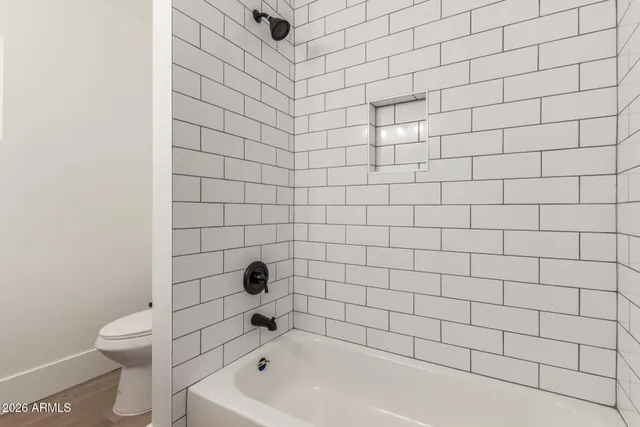 $2,400 | 1743 West Verde Lane, Phoenix, AZ 85015