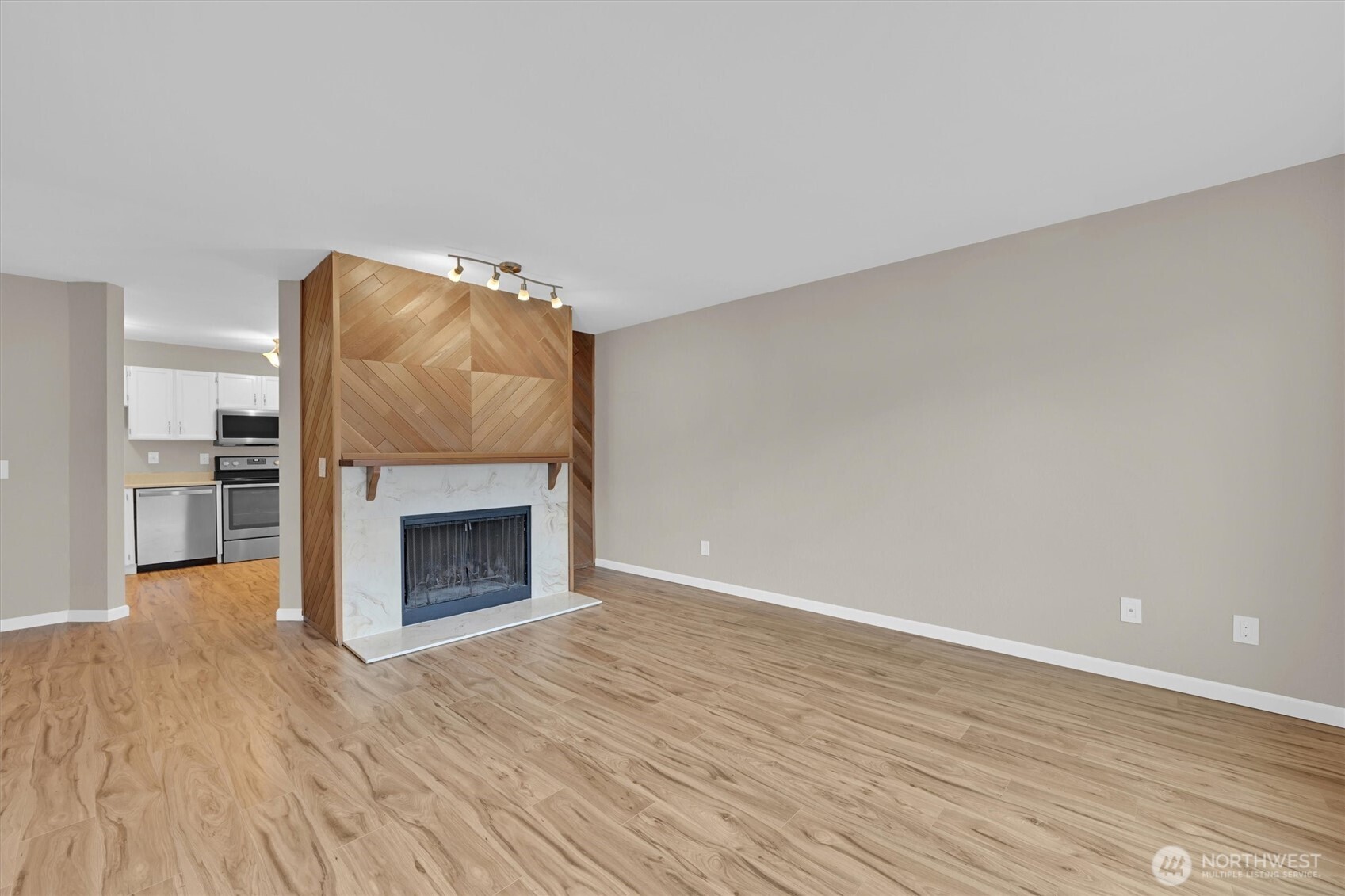 1175 Harrington Place Northeast, Unit 101 Renton, WA 98056 - Photo 5 of 30 Gallery Image 5