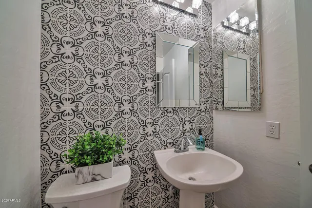 $8,000 | 16457 North 103rd Place, Scottsdale, AZ 85255