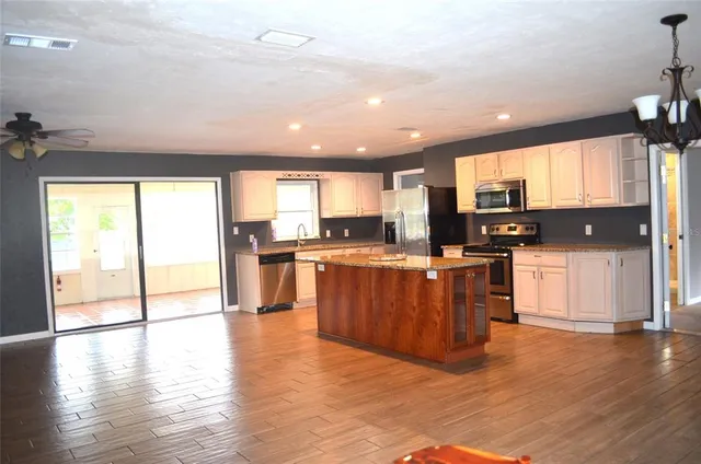 $465,000 | 8604 Northwest 1st Avenue, Gainesville, FL 32607