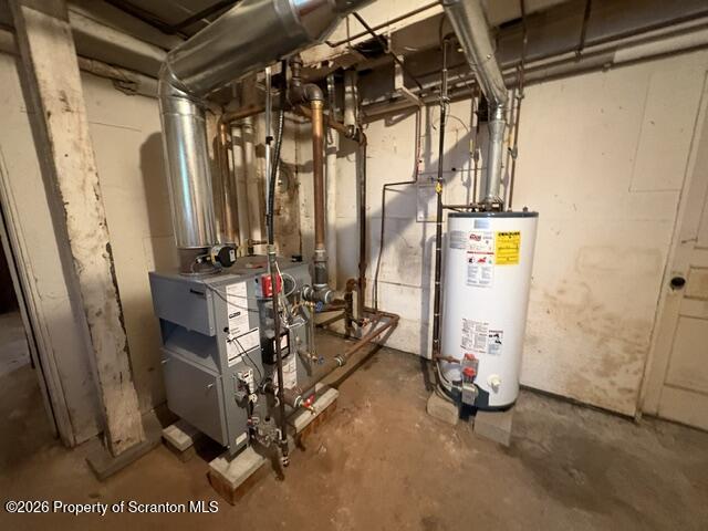 706 Delaware Street Forest City, PA 18421 - Photo 24 of 33 a view of a room with gym equipment