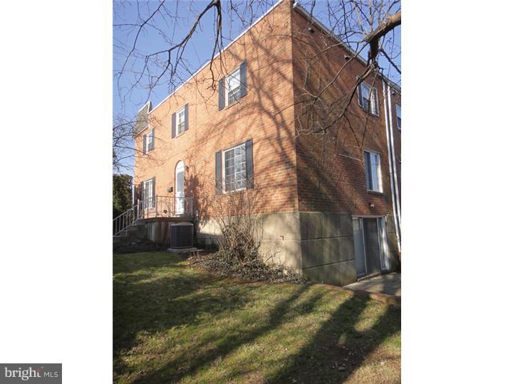 11057 Greiner Road Philadelphia, PA 19116 - Photo 23 of 23 Exterior Back