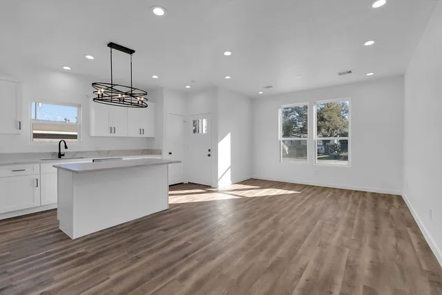 $387,000 | 104 Runnels Street, Willis, TX 77378